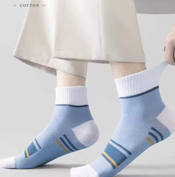 Premium Striped Unisex Edition Socks: Comfortable, Durable, Stylish Everyday Footwear